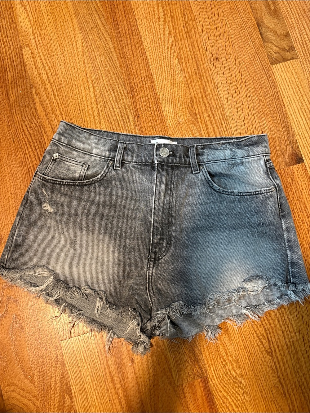 Zara Women's High-Rise Distressed Denim Shorts - Washed Black/Grey